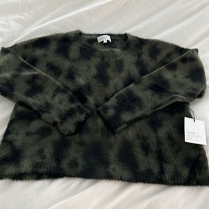 Bella dahl camo sweater NWT size medium